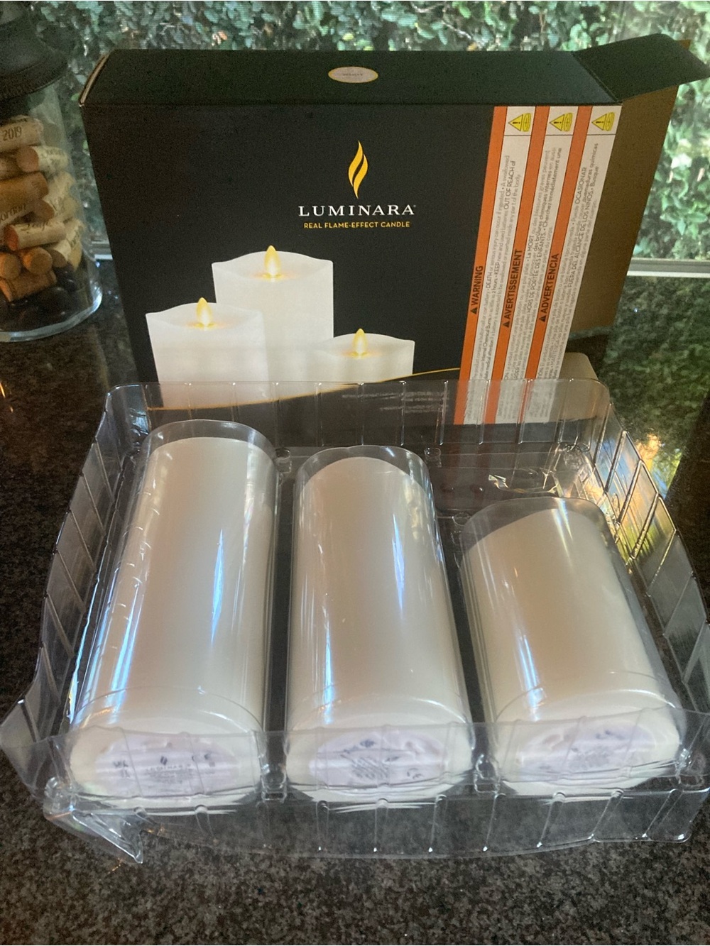 Luminara set of 3 candles. Batteries not included. New in box. - Picture 5 of 12